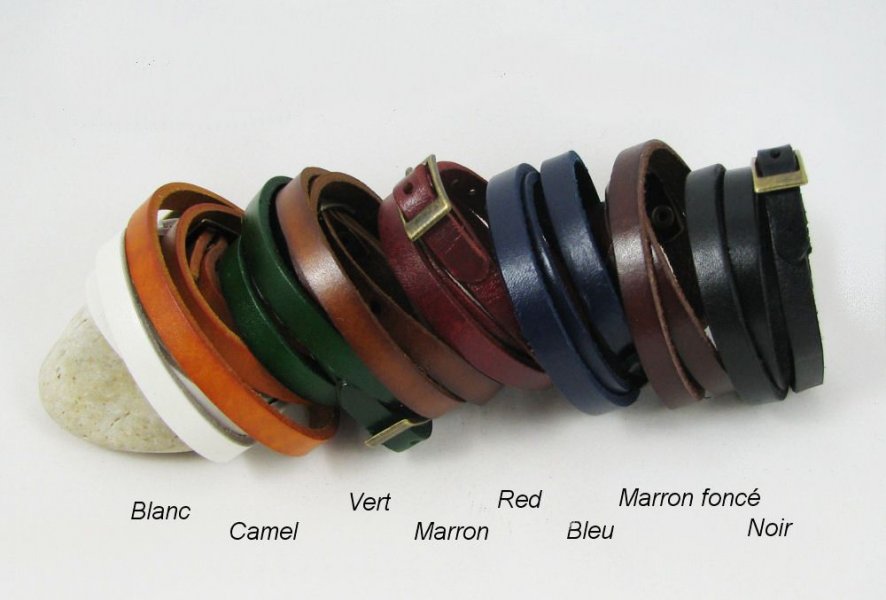 Bracelet cuir grav&eacute; personnalis&eacute; avec pr&eacute;noms
