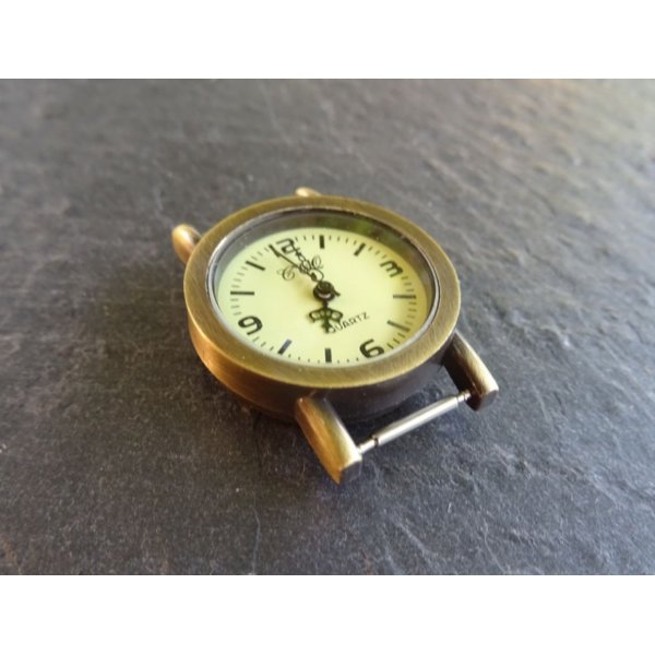 Cadran bronze &agrave; ressorts