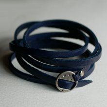 Lederarmband 5 Runden Marineblau verstellbar